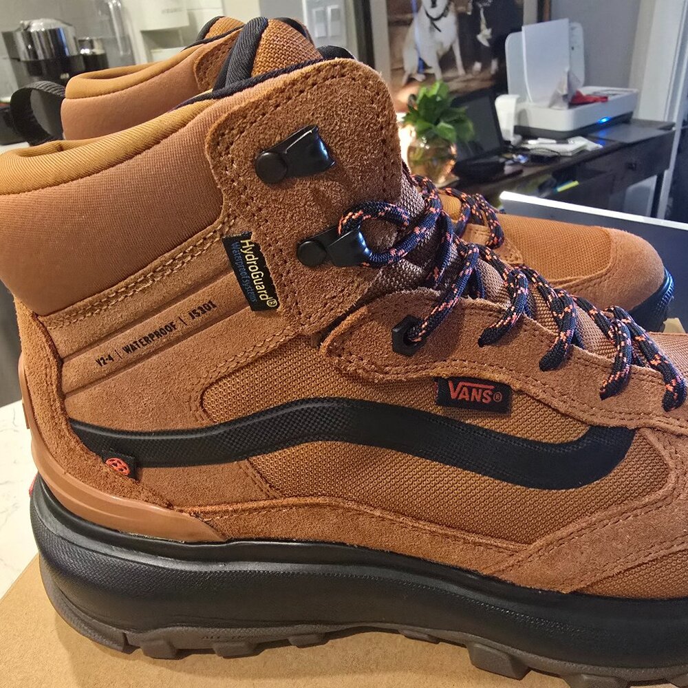 Vans MTE Crestline Waterproof Glazed Ginger Mens Size 10.5 Boots HIKING SHOE NEW